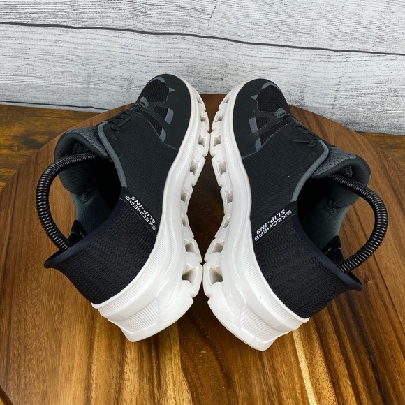 Skechers Black and White Athletic Shoes - Picture 9 of 12